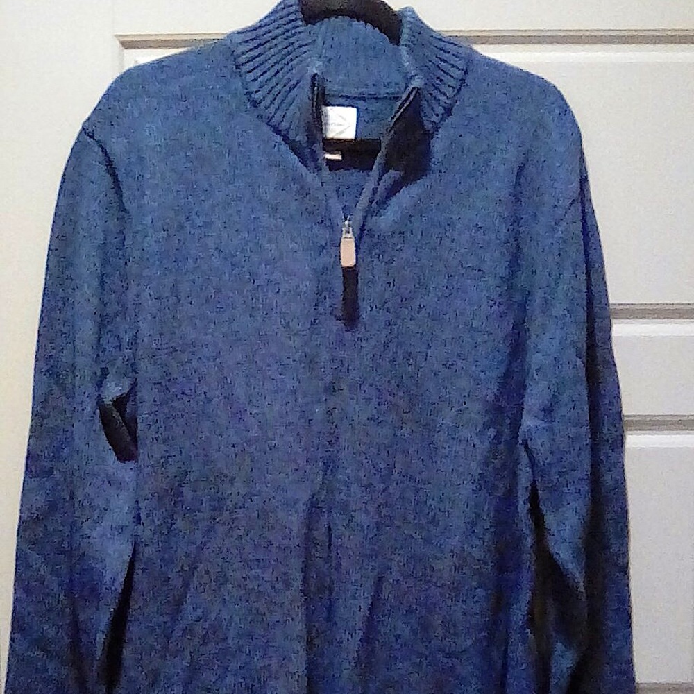 Men’s St. John’s sweater